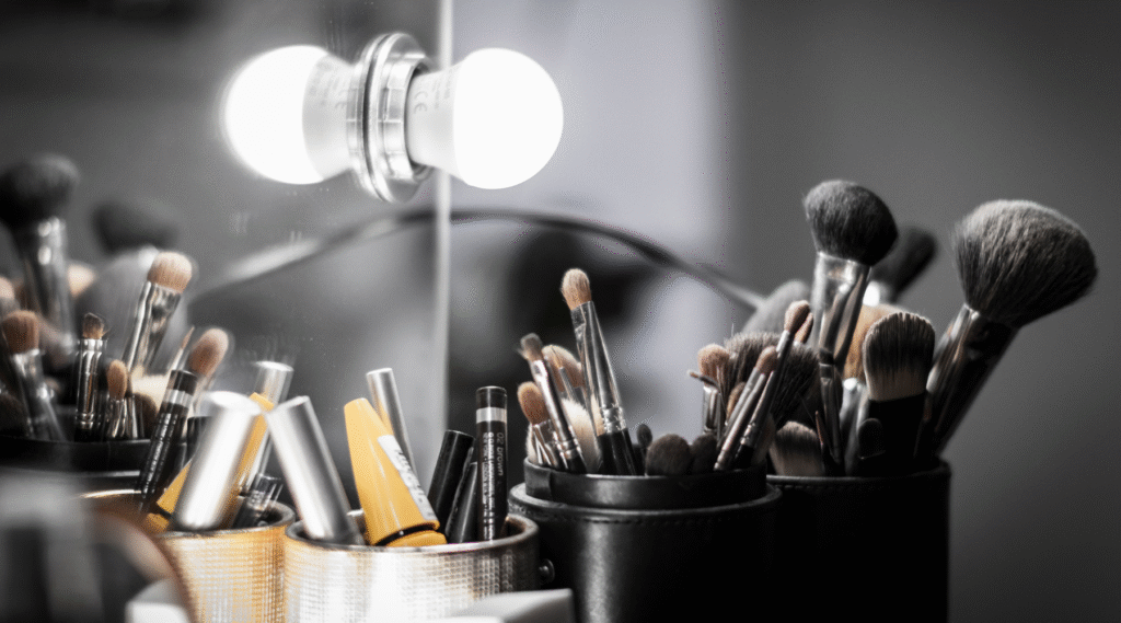 Makeup Brushes That Feel Luxurious But Are Budget-Friendly Affordable Makeup Brushes
