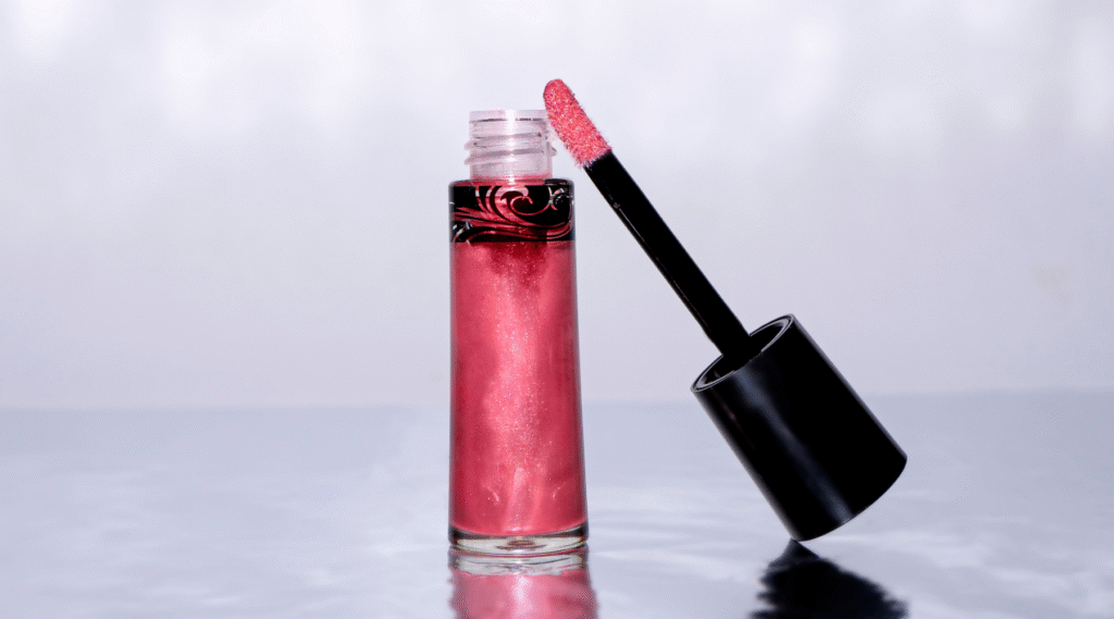 Shine Meets Skincare: Best Hydrating Lip Glosses for Dry or Chapped Lips Hydrating Lip Gloss