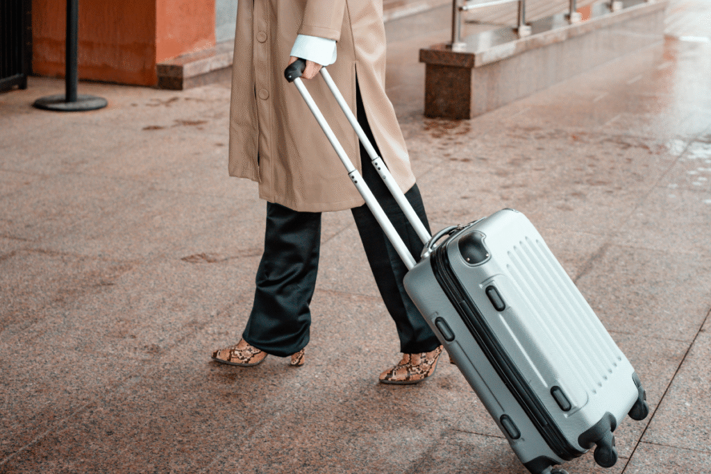 Opciones de Equipaje Liviano para un Viaje Fácil y con Estilo bolsos de equipaje de viaje