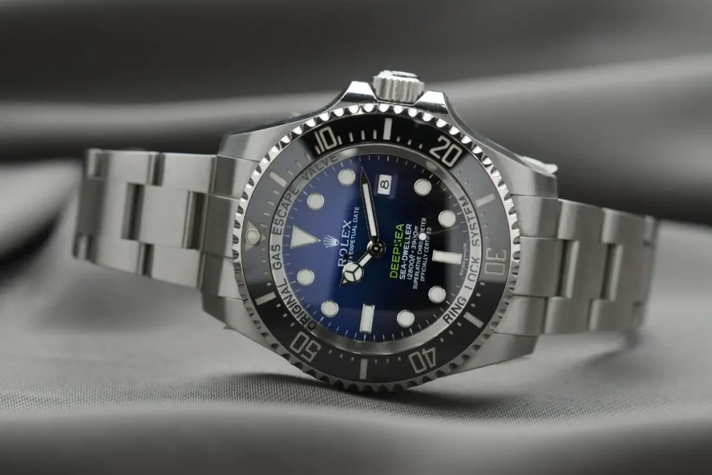 Timeless Luxury Watches to Enhance Appearance and Express Personality luxury watches