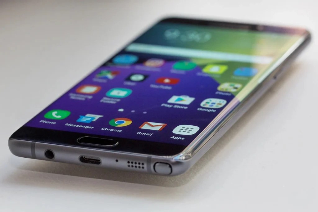 Refurbished Samsung Phones That Deliver Great Features Refurbished Samsung Phones