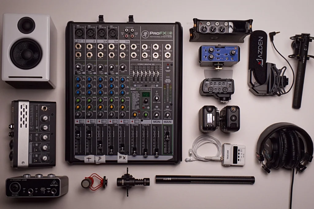 How to Choose the Best Refurbished Audio Gear refurbished audio gear